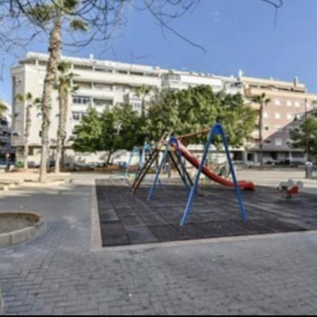 Apartamento Lola Torrevieja Buitenkant foto
